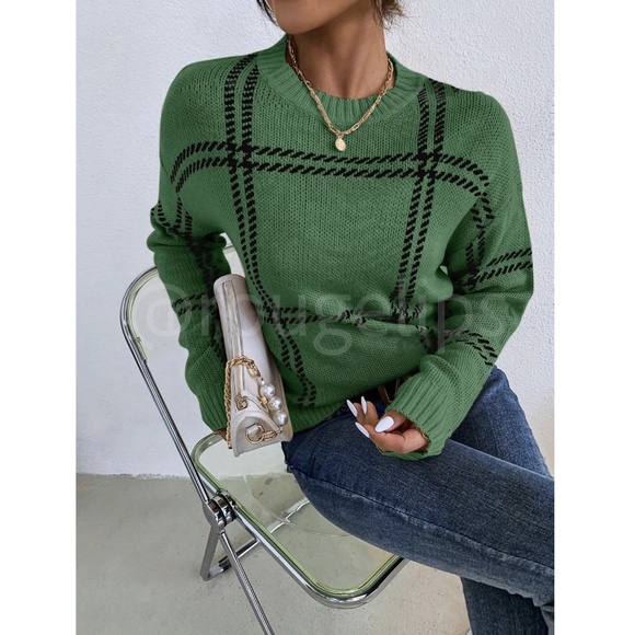 Grid Plaid Pattern Green Knit Crew Neck Pullover Sweater - Picture 5 of 8